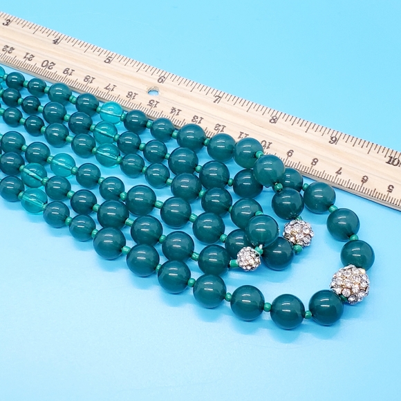 Dark green faux pearl beads triple strand clear rhinestone detail elegant - Picture 7 of 7